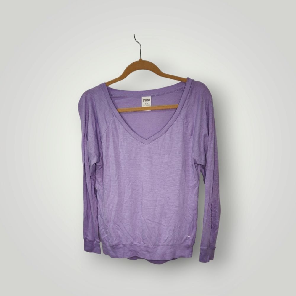 Pink Victoria Secret Light Purple V-Neck Long Sleeve Top Women’s Small